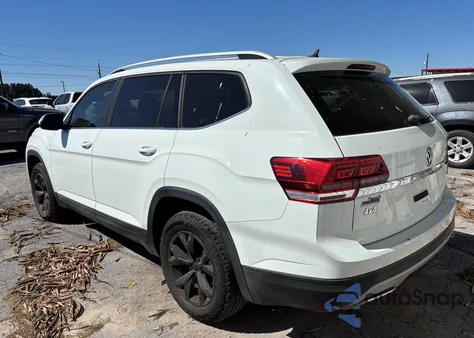 2018 Volkswagen Atlas 3.6L V6 S z USA, uszkodzony, nr VIN 1V2GR2CAXJC528826